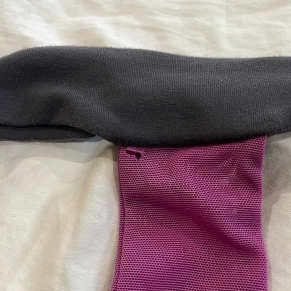 Lululemon tank top scoop neck - Picture 6 of 8